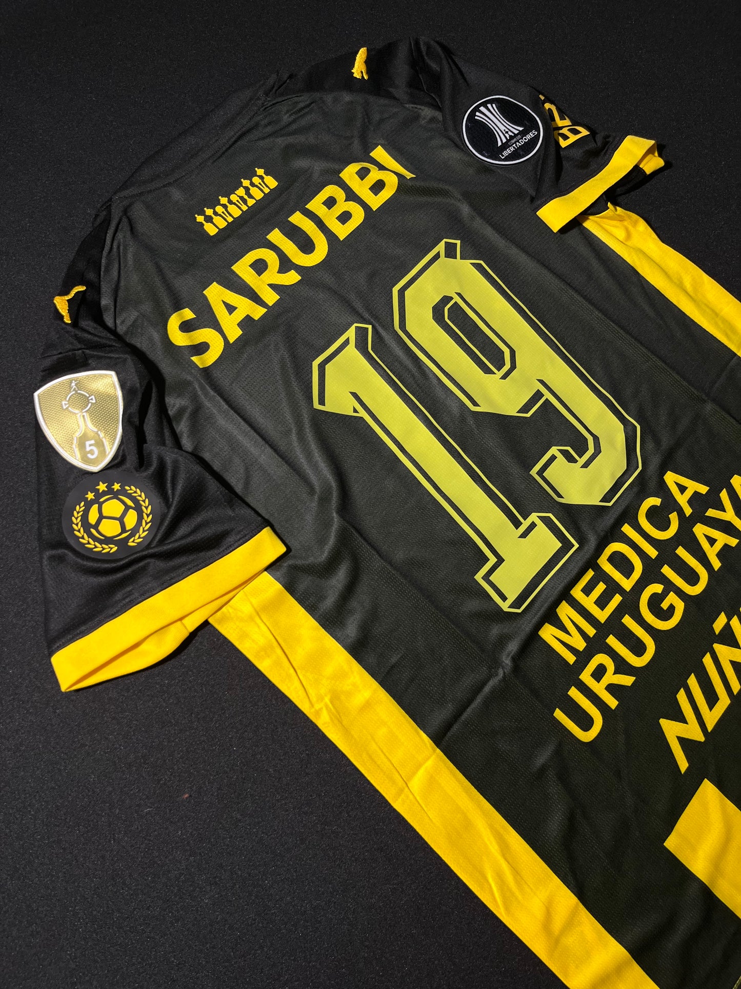 Version Jugador | Peñarol 26/27 | Parches Libertadores